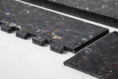 株式会社エフアンドエイノンウーブンズのリサイクル繊維