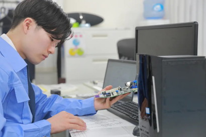 株式会社アイオン電子のプリント基板