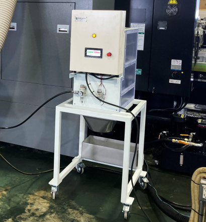 濾過精工株式会社の遠心分離機