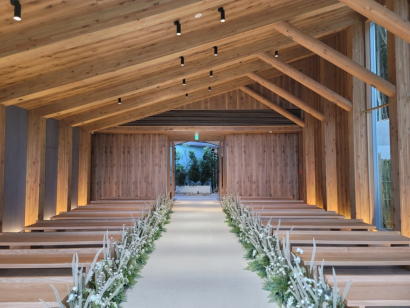 アオキアート工業株式会社の化粧板