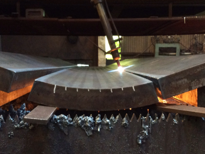 武部産業株式会社のガス切断