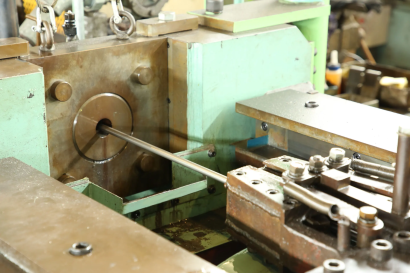 株式会社関西金属工業所の引き抜き加工