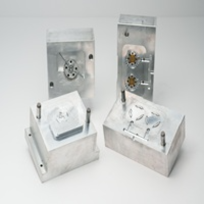 株式会社岩本モデル製作所の射出成形金型