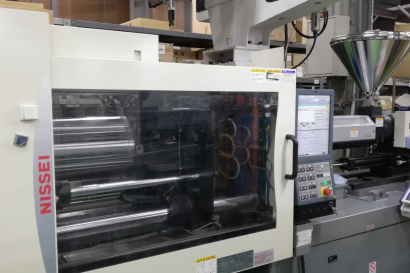 前川化学工業株式会社のプラスチック押出成形