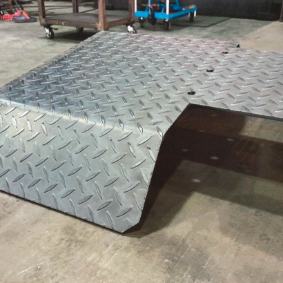 株式会社SARTECの縞板曲げ加工