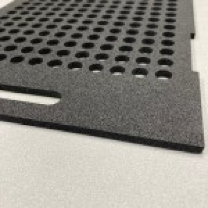 有限会社サトウ化成の抜き加工