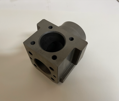 株式会社遠山製作所の精密機械加工