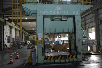 有限会社角田金型製作所のプレス加工