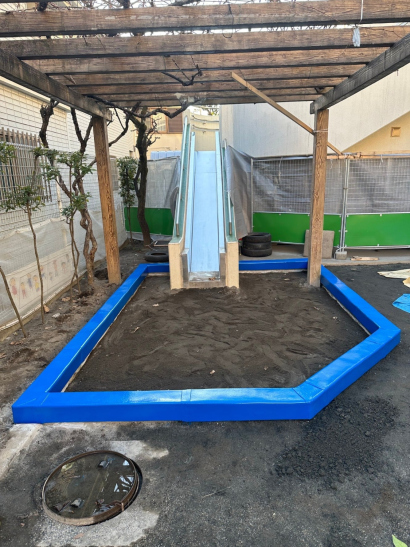 安全器材株式会社の砂場枠