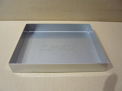 太陽工業有限会社のベンダー曲げ加工