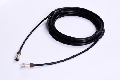 維栄電子日本株式会社の同軸ケーブル加工