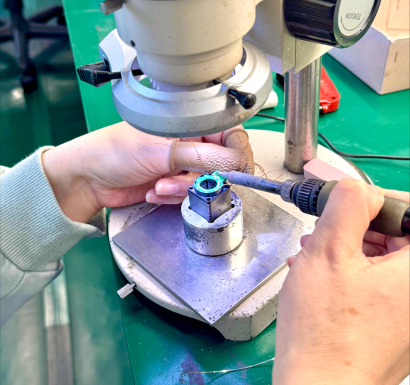 イケダ電子工業有限会社のはんだ付け