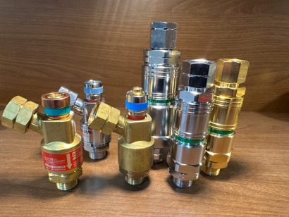 株式会社三輝の流体継手