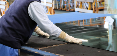 イケダガラス株式会社のガラス加工