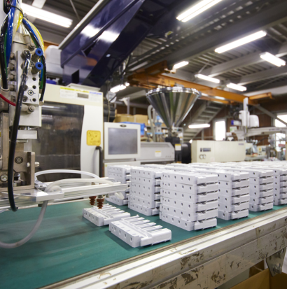 前川化学工業株式会社の樹脂切削加工