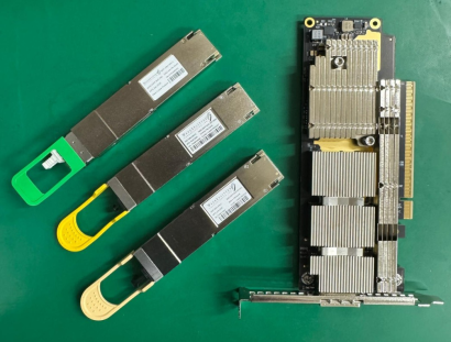 株式会社ウェーブスプリッタ・ジャパンのSFPトランシーバー