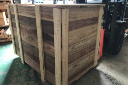 伸友木材産業株式会社の木箱