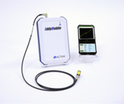 ACTUNI株式会社の探傷器