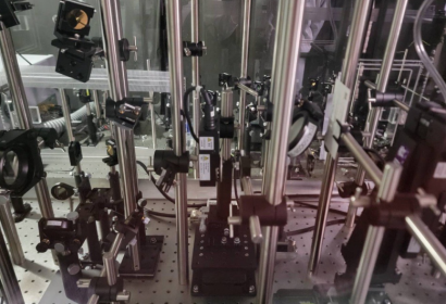 ANVOS Analytics株式会社のラマン分光器