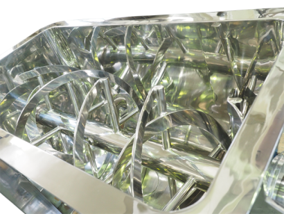 槇野産業株式会社の粉体混合機