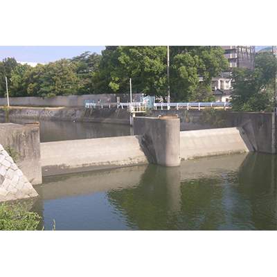 河川設備 転倒ゲート 浮力式-日東河川工業株式会社