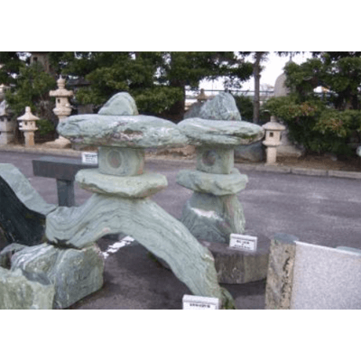 伊予青石 創作灯篭 004480051-いよせき株式会社