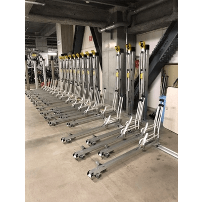 自転車ラック (駐輪機) 垂直2段上段自動折畳み式 下段前入れ (10度振り) タイプ CS2AF-2A10型-株式会社オービック･ジャパン