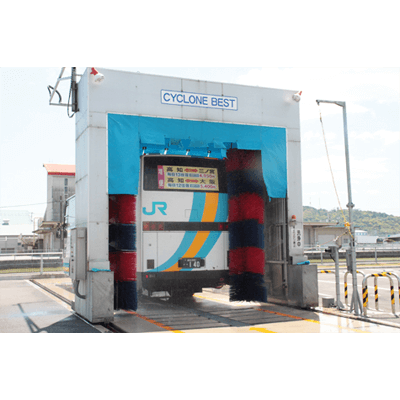 バス・トラック洗車機 BT-58-日本車輌洗滌機株式会社
