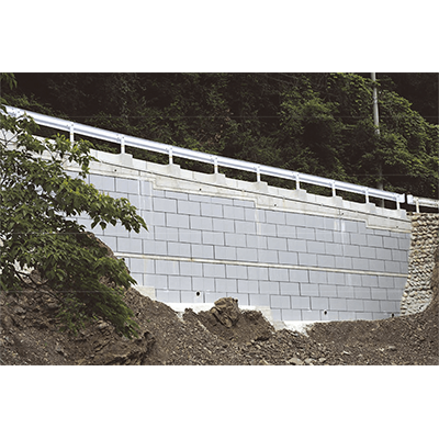 壁面材付EPS軽量盛土 J-ウォールブロック-大和クレス株式会社
