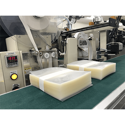 製袋機用インライン自動集積・結束装置 MSBシリーズ MSB22B-株式会社ミヤコシ