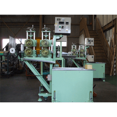 ローラー式引取機 軟質用ローラー引取機-株式会社栗巣鉄工