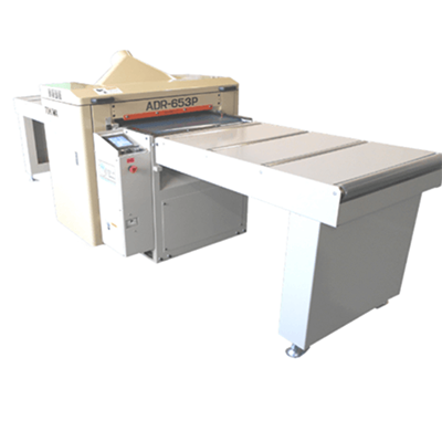 樹脂用自動一面鉋盤 ADR SERIES ADR-503P-常盤工業株式会社