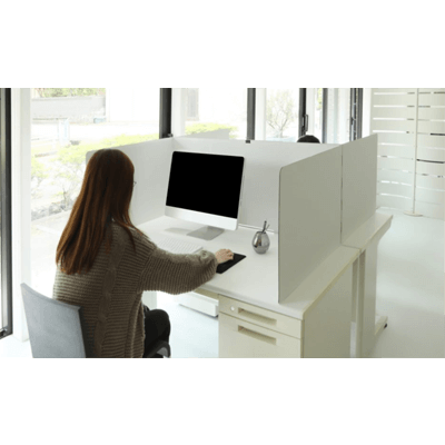 機能性ダンボール ダンボール製 デスク用間仕切り-株式会社アイザック