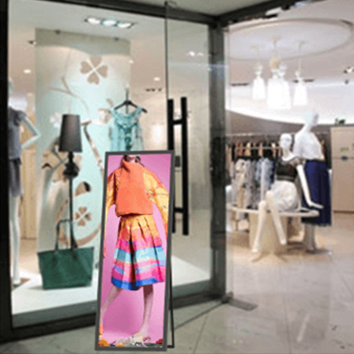 フルスクリーンのデジタルサイネージ EKIADF8-EKAA TECHNOLOGY株式会社