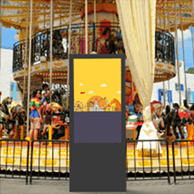 ショッピングモールの屋外用高輝度ディスプレイ EKOADF17-EKAA TECHNOLOGY株式会社