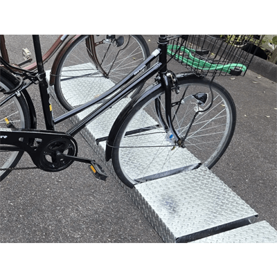 自転車駐輪スタンド-植平工業株式会社