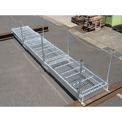 土木・建設資材 組み立て歩道橋【わたる】-植平工業株式会社