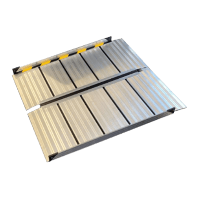 どこでもバリアフリー 左右折り軽量簡易設置スロープ-株式会社フェニックス商事