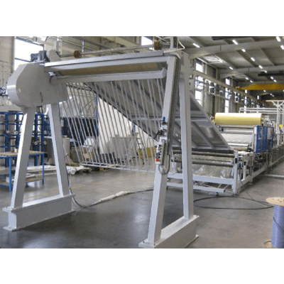 成形 SMC (Sheet molding compound) シート収納装置-月島機械株式会社