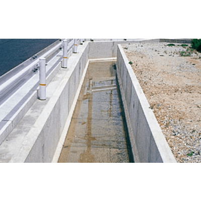 可変勾配・階段工にも対応できる大型水路 U型水路-ケイコン株式会社