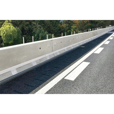 高速道路 プレキャスト壁高欄 EMC壁高欄-ケイコン株式会社
