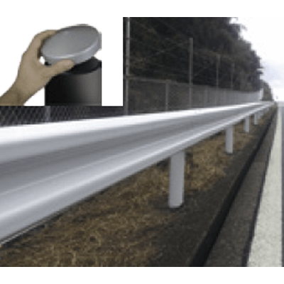 高速道路 腐食したガードレール鋼管支柱の補強工法 Uガード-ケイコン株式会社