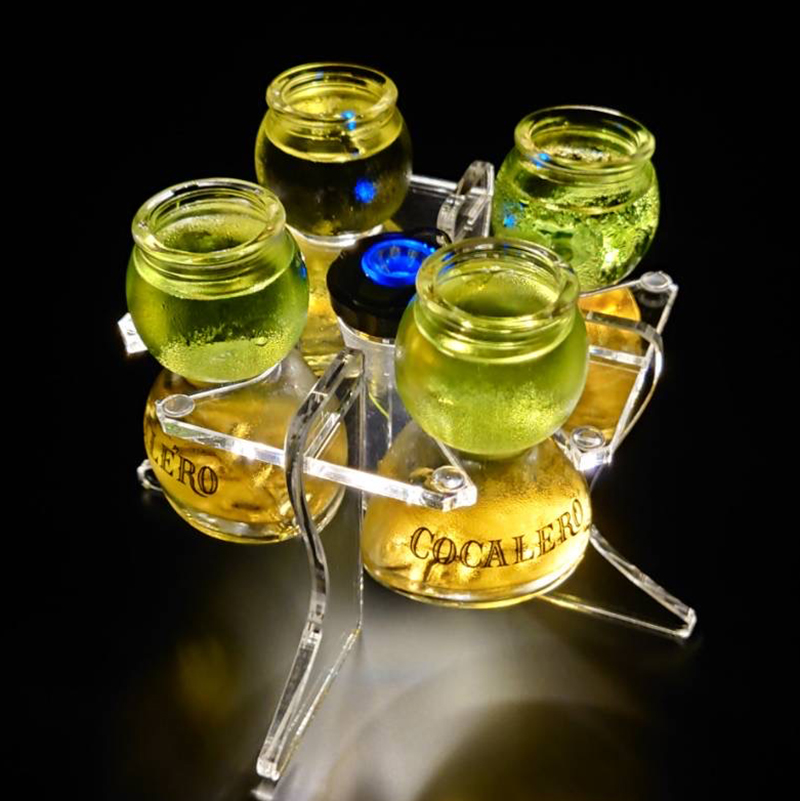 GOALZERO専用 コカボムグラススタンド-株式会社ジーアシスト