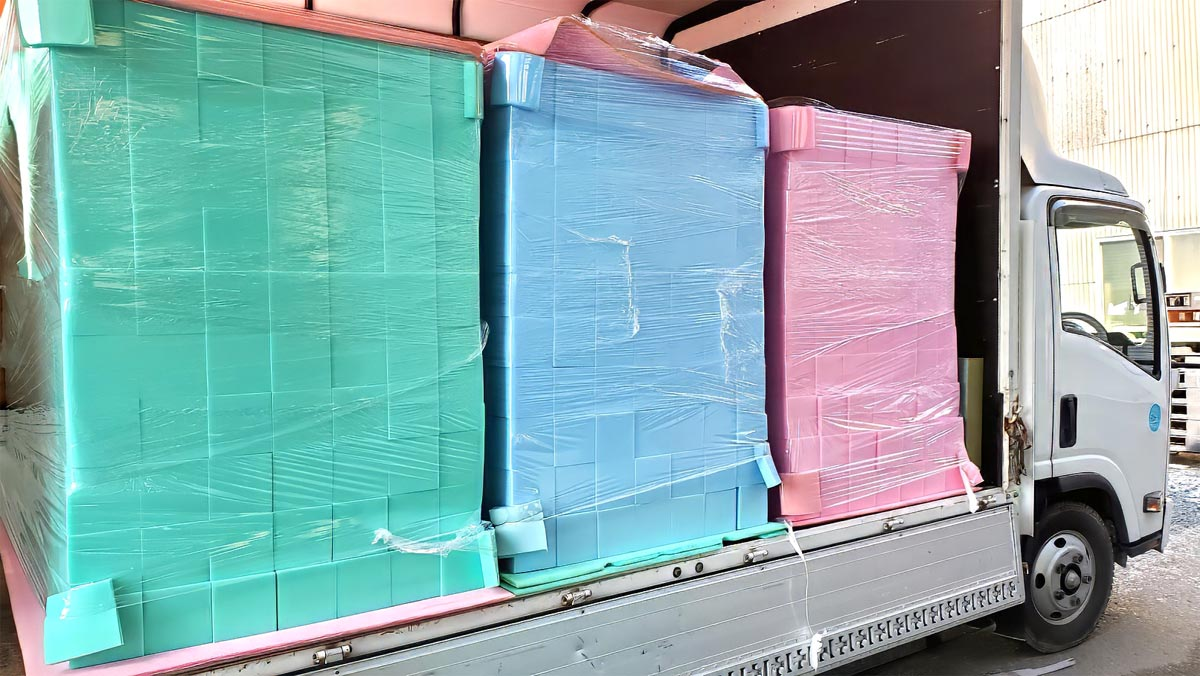 -Processing of large sponge and extra large urethane cushioning material