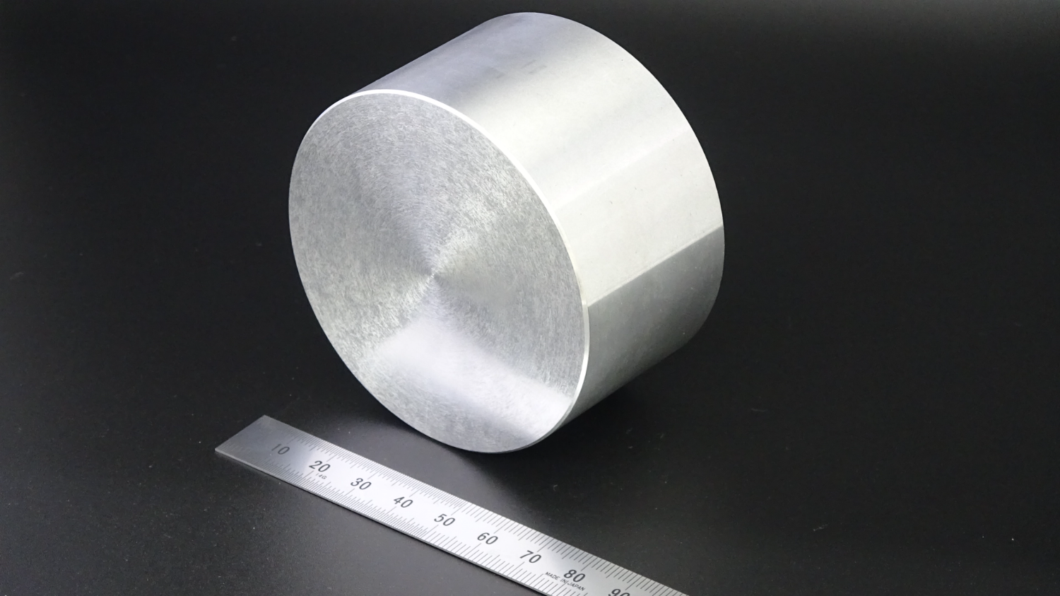 Aluminum die casting material ADC12 round bar M type-Ishitoshi Ironworks Co., Ltd.