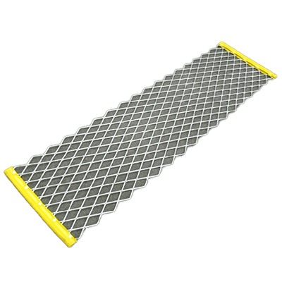 ネット・網類 施工済の鉄筋の上に敷いて通路を確保します。『メッシュウォーク』-株式会社アークエース