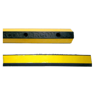 車止め・カーストッパー ロングタイプゴム製 (反射材付/アンカー付属) JGC-267-株式会社JGサービス