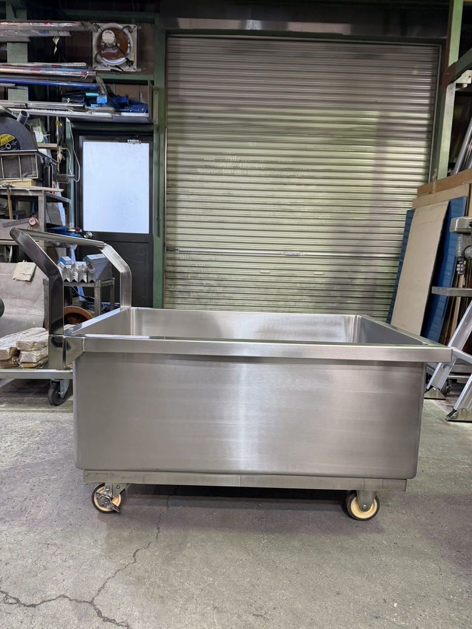 Mighty Stainless Steel Cart New Wing Series Stainless Steel 304 L Type Cart-Tamatsu Manufacturing Co., Ltd.